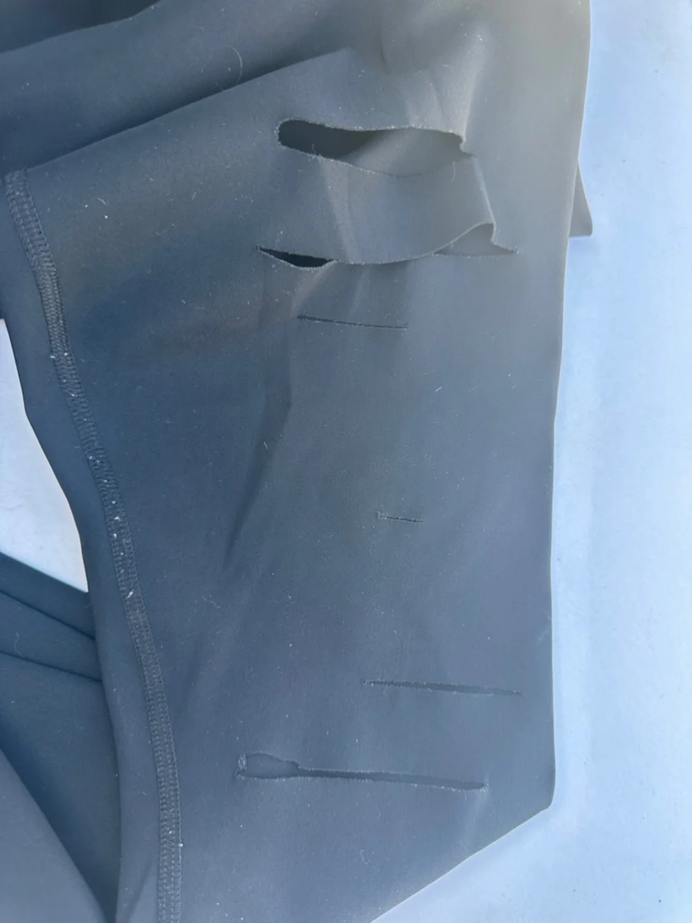 ALO Yoga Black High-Rise Performance Leggings - Picture 3 of 4